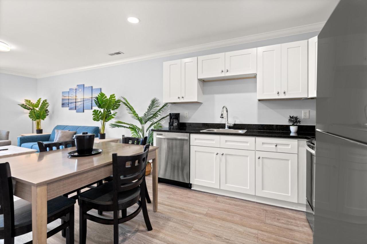 Ocean Escape Condos Миртл-Бич Экстерьер фото